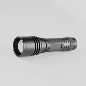 Pivoi 15W 1000 Lumens LED Tactical Flashlight