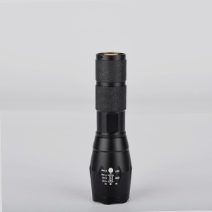 Pivoi 600 Lumens 10W LED Tactical Flashlight